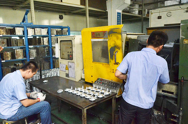 壓鑄公司必讀,壓鑄工藝的實現(xiàn)時的一些問題 壓鑄公司必讀,壓鑄工藝的實現(xiàn)時的一些問題